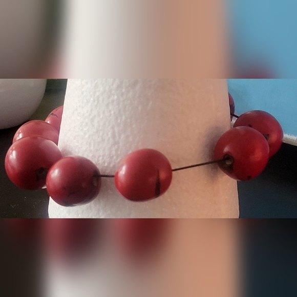 CRAFTING, RED&BLACK CRACKLE BEADS - Picture 4 of 7